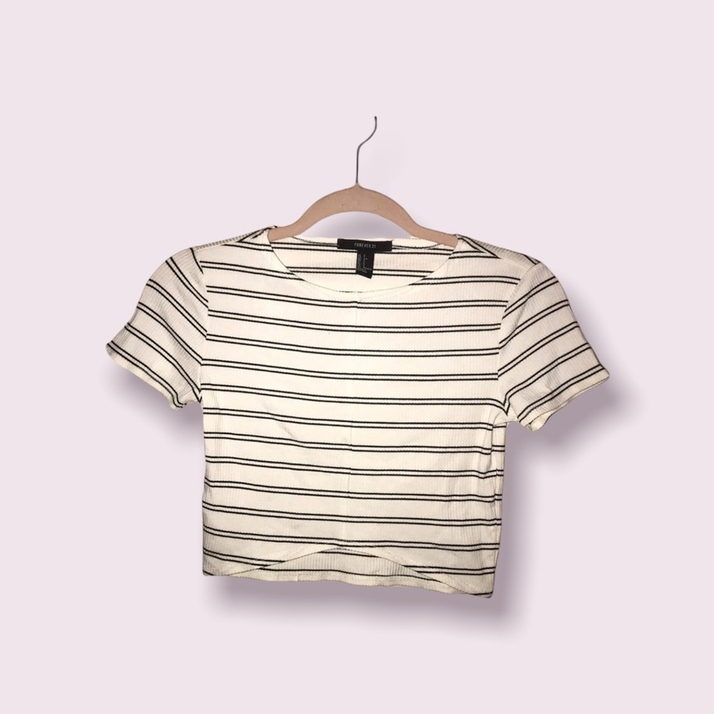 Cropped High Neck Short Sleeve Top